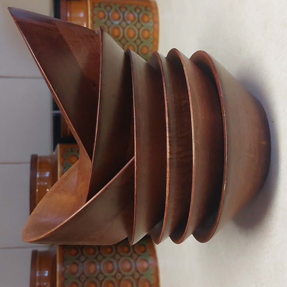 SALE! BARIBOCRAFT Canada Set of vintage wood bowls